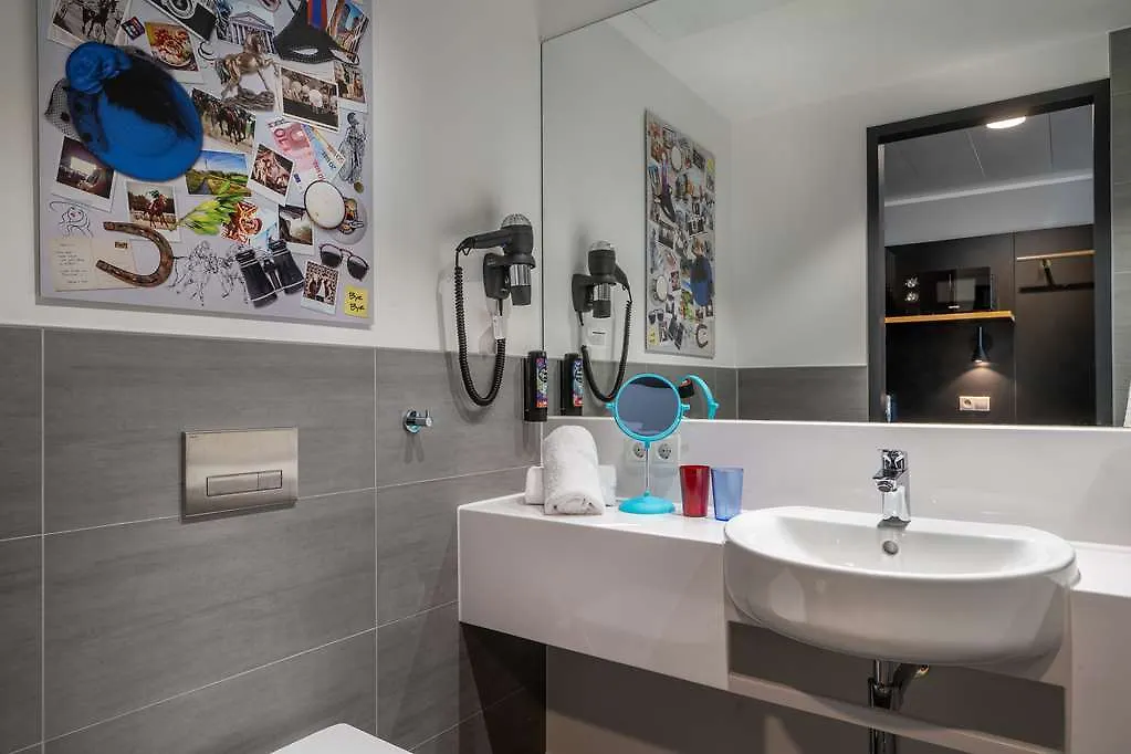Hotel Holiday Inn - The Niu, Fury Aschheim Messe By Ihg